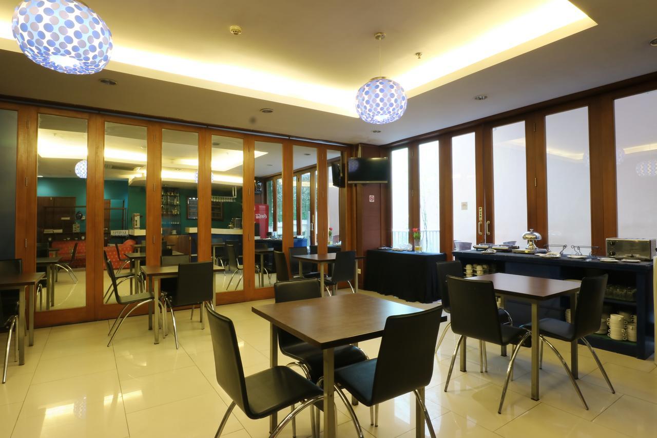 Hotel Blue Pacific Dżakarta Zewnętrze zdjęcie
